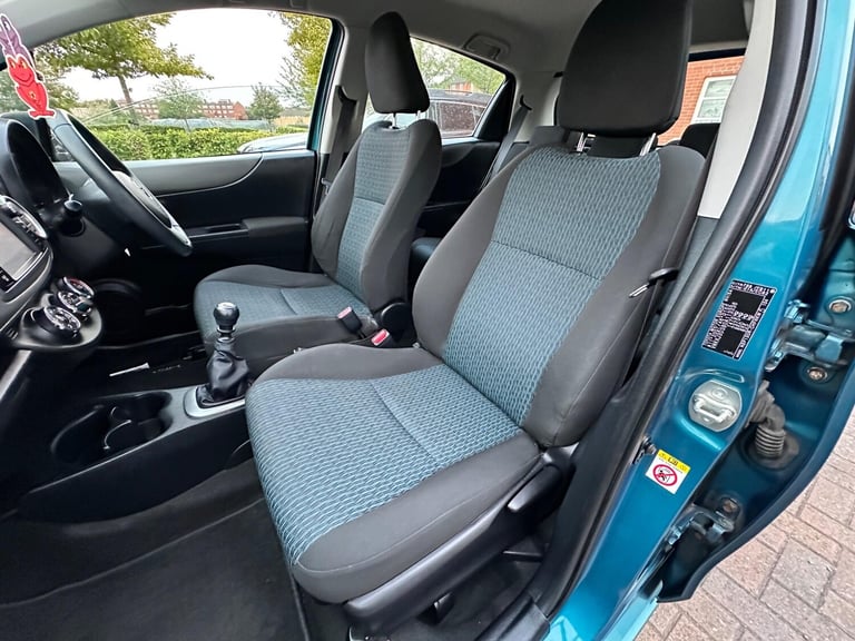 2013 Toyota Yaris 1.33 Dual VVT-i TR Euro 5 5dr HATCHBACK Petrol Manual