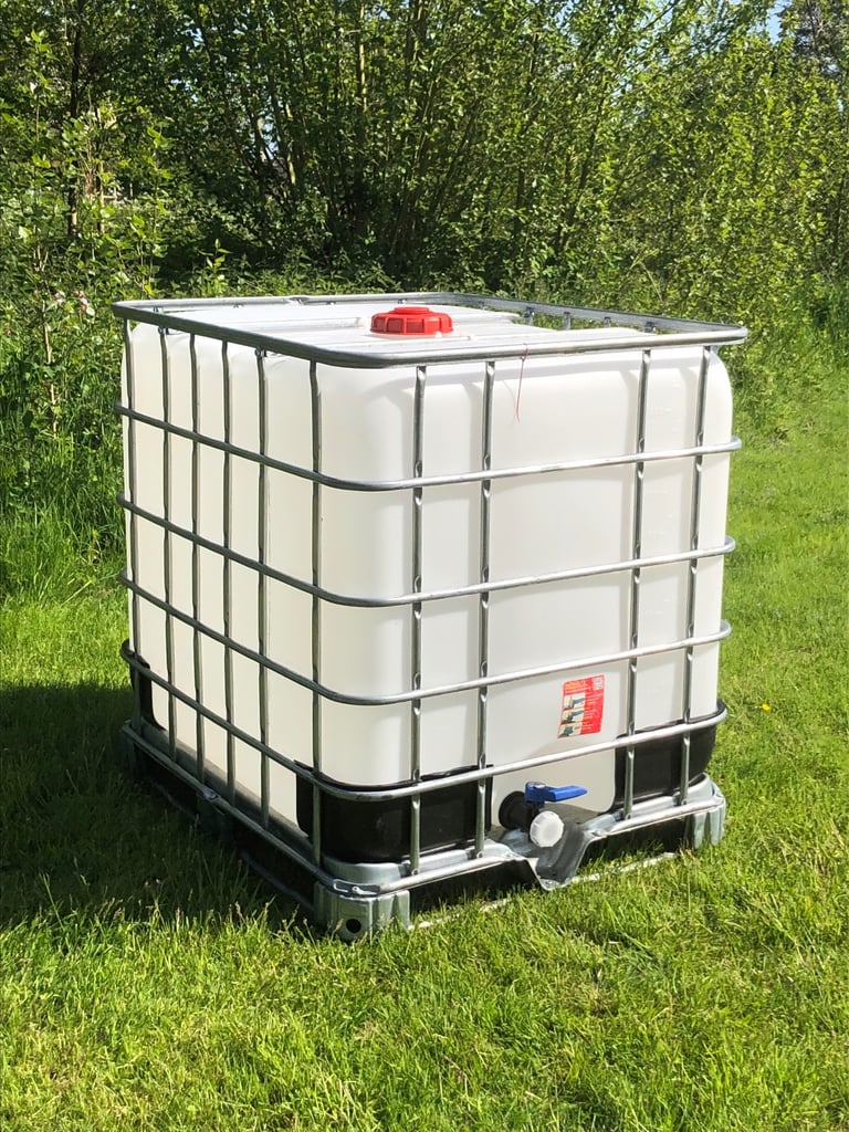 IBC water butt oil tank 1000 litre garden, allotment, waste fuel oil store can deliver