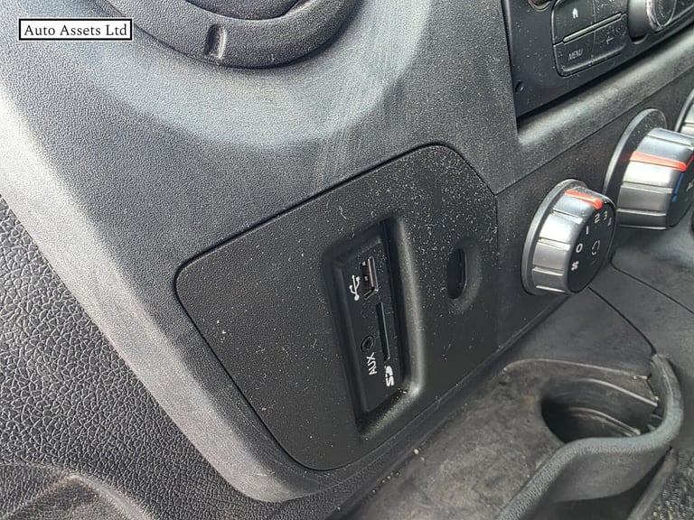 2015 Renault Master MML35dCi 125 Business Medium Roof Van PANEL VAN DIESEL Manual