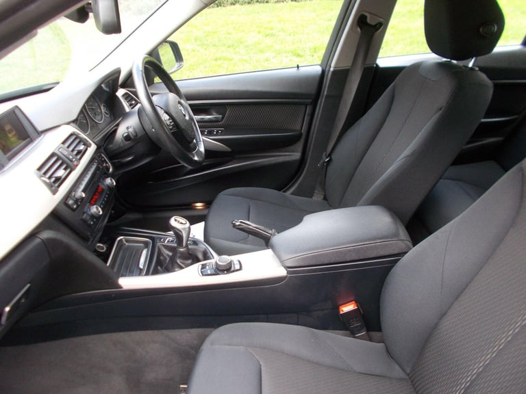 2014 BMW 3 Series 2.0 325d BluePerformance SE Euro 6 (s/s) 4dr SALOON Diesel Manual