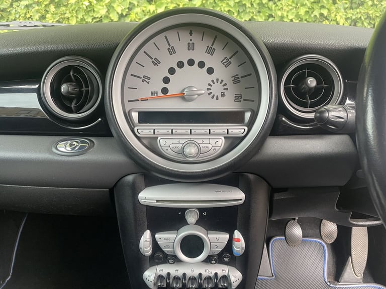 2010 MINI Convertible 1.6 Cooper [122] 2dr CONVERTIBLE Petrol Manual