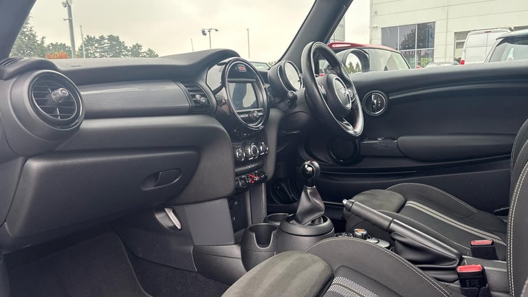 2019 MINI Hatch 1.5 Cooper Sport II 3dr Hatchback Petrol Manual