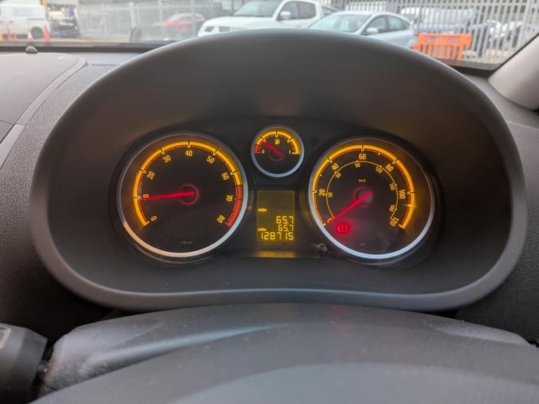 Vauxhall, CORSA, Hatchback, 2013, Manual, 1398 (cc), 5 doors
