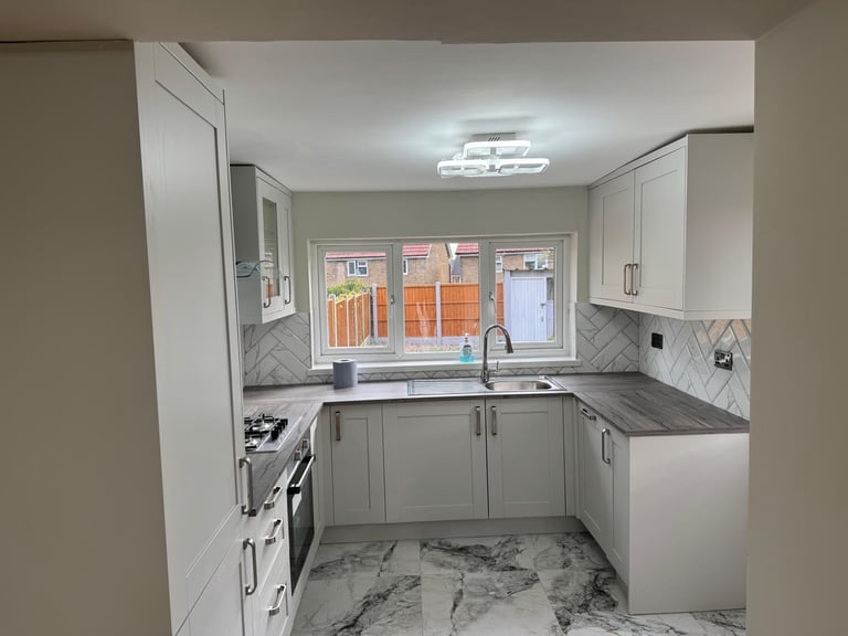 3 bed room rent in basildon