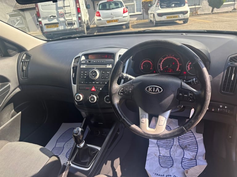 2017 Kia Ceed 1.6 CRDi 89 2 EcoDynamics 5dr ESTATE DIESEL Manual