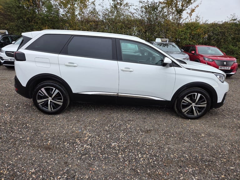2018 Peugeot 5008 1.2 PureTech Allure Euro 6 (s/s) 5dr Petrol