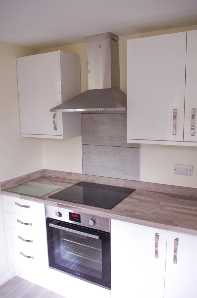 Lovely Double Room next to Freeman Hospital - No Deposit
