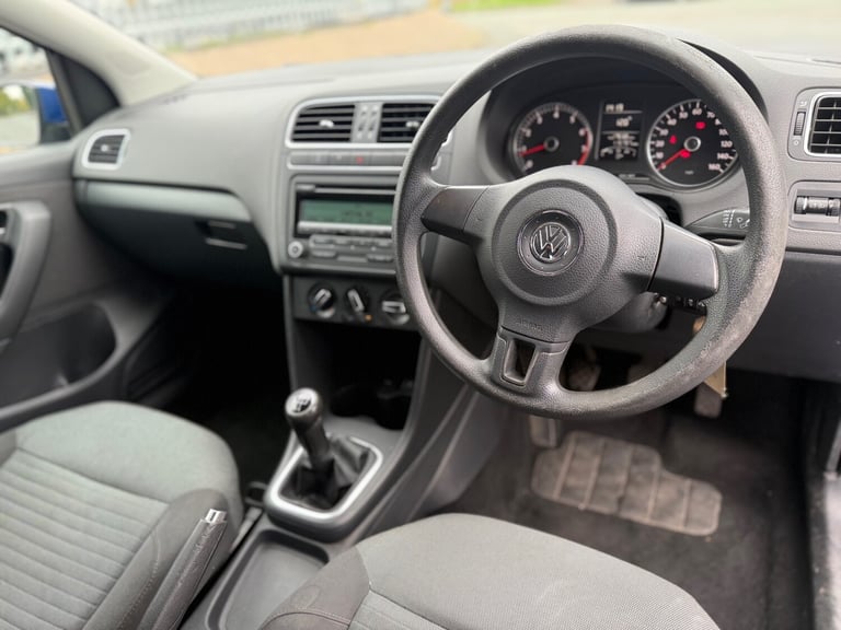2011 Volkswagen Polo 1.4 SE 5dr HATCHBACK Petrol Manual