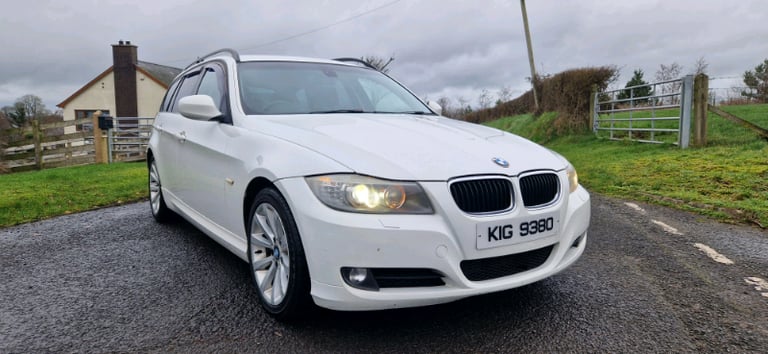 2010 BMW 318 DIESEL SE TOURING AUTOMATIC MOTED TO AUGUST 