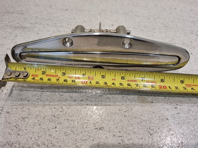 Stainless steel pop up boat cleat