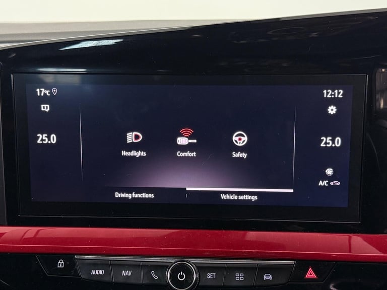 2021 Vauxhall Mokka 1.2 Turbo 100 SRi Nav Premium 5dr HATCHBACK PETROL Manual