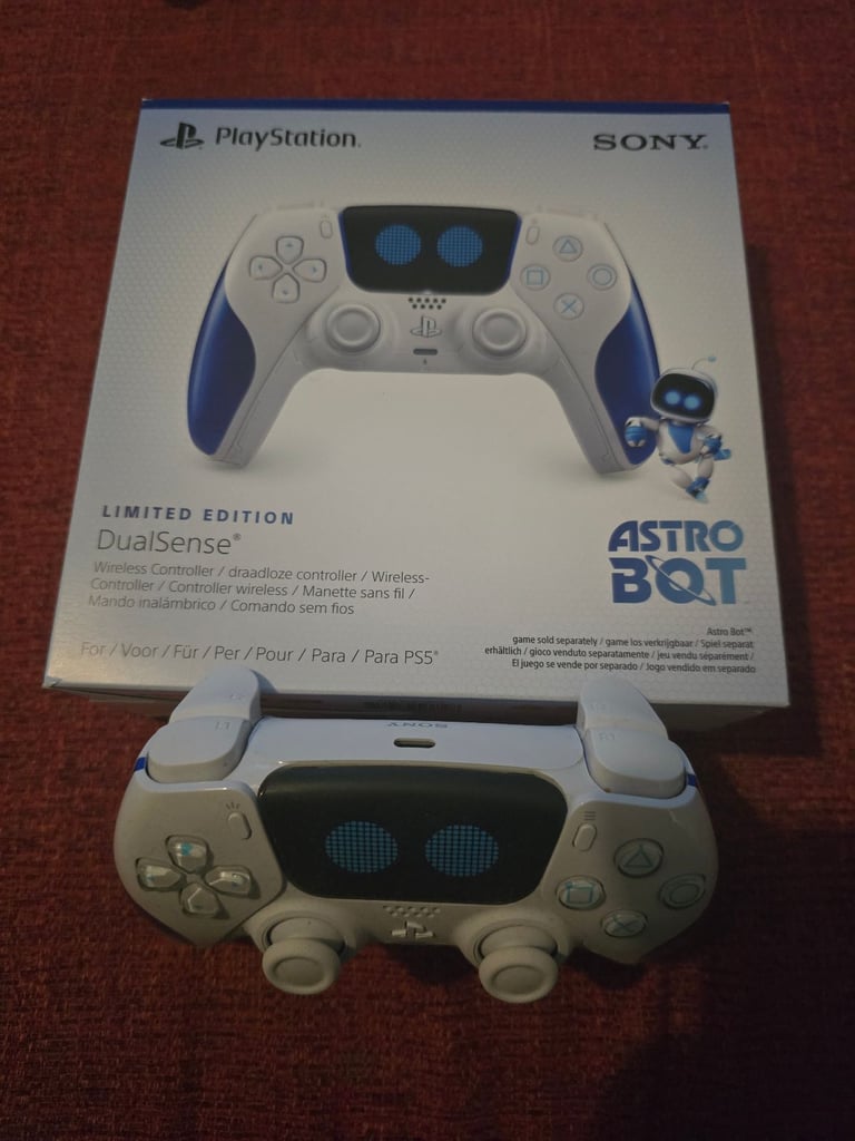 Astro Bot PS5 controller *1st release*