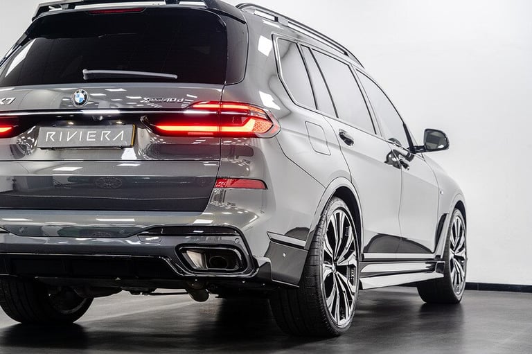 2023 BMW X7 40d MHT M Sport SUV HYBRID Automatic