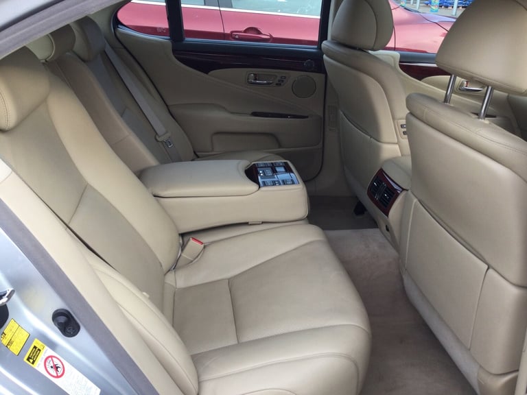 2006 Lexus LS 460 SE-L 4.6 V8 4dr Auto SALOON Petrol Automatic