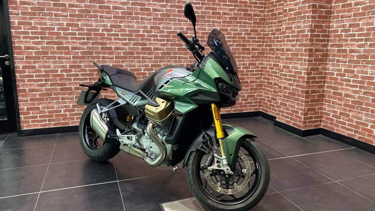 2025 MOTO GUZZI V100 V100 Mandello S (22MY) DUEL PETROL Manual