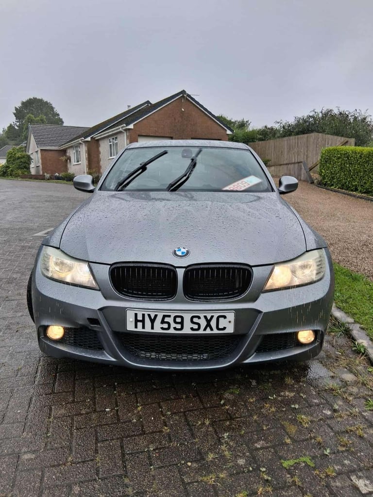 BMW, 3 SERIES, Saloon, 2009, Manual, 1995 (cc), 4 doors