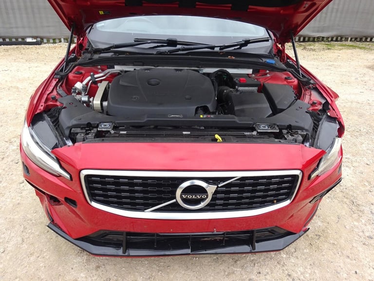 2019 19 REG VOLVO S60 R-DESIGN EDITION T5 AUTO DAMAGED REPAIRABLE SALVAGE