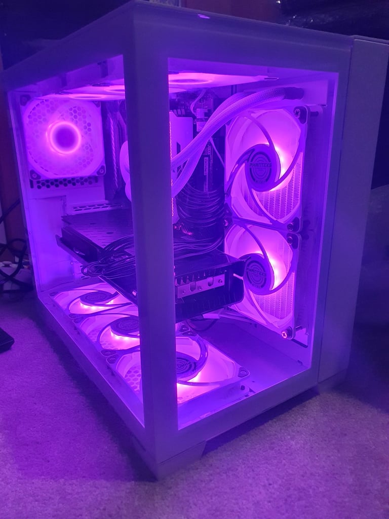 image for Ryzen 7 5700X3D, RX 6800 16GB GPU, 32GB Ram, Lan Li Case, Windows 11