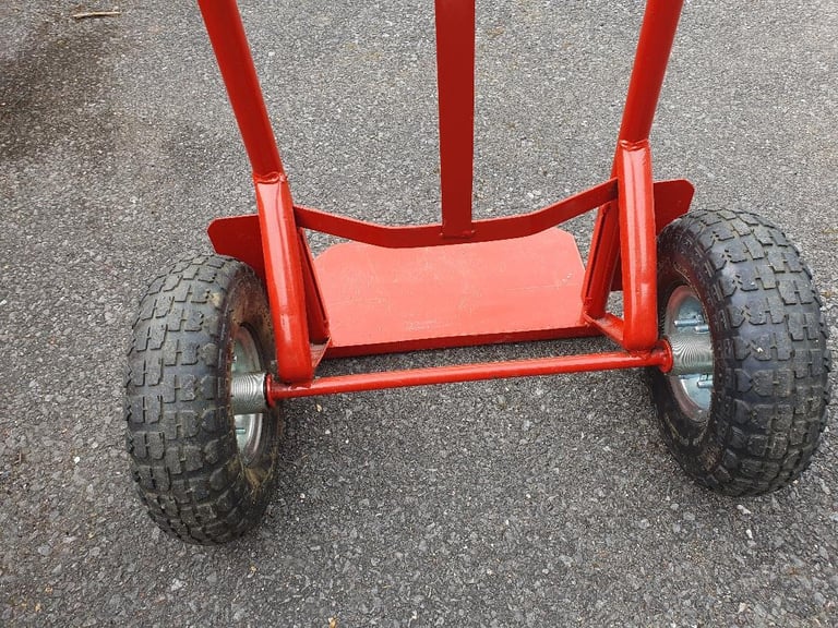 Steel weight lifting pushcart/ Truck - Rubber Wheels - 250kg Capacity NEW.