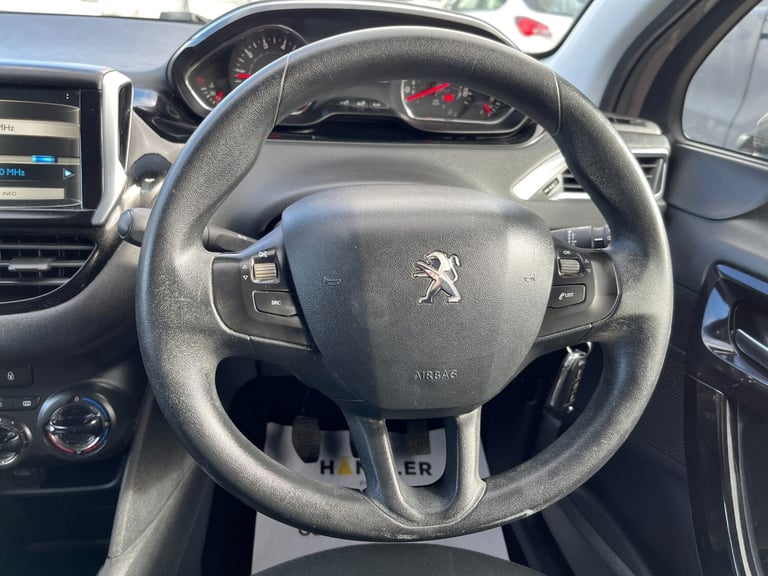2014 Peugeot 208 ACTIVE 5-Door Petrol