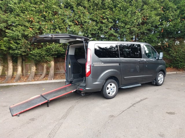 2018 Ford Tourneo Custom 310 EcoBlue Titanium Euro (s/s