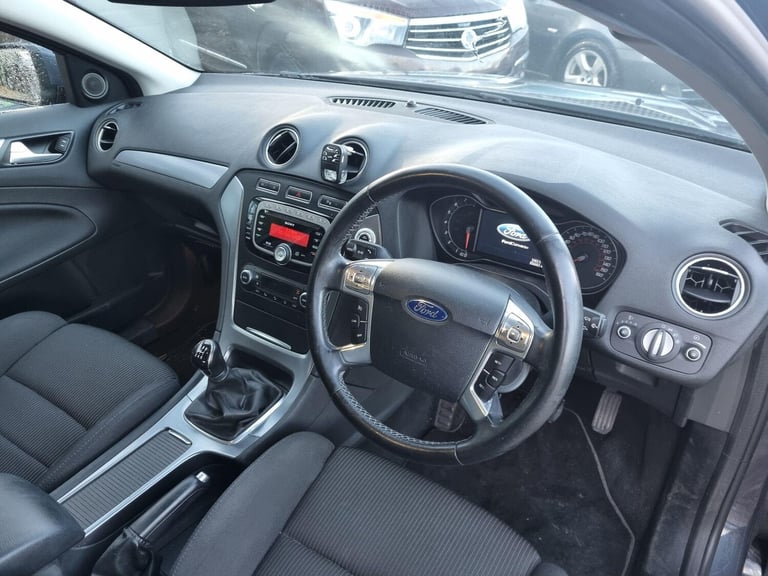 2011 Ford Mondeo 2.0 Titanium 5dr HATCHBACK PETROL Manual