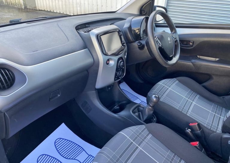 Peugeot, 108, Hatchback, 2017, Manual, 998 (cc), 5 doors