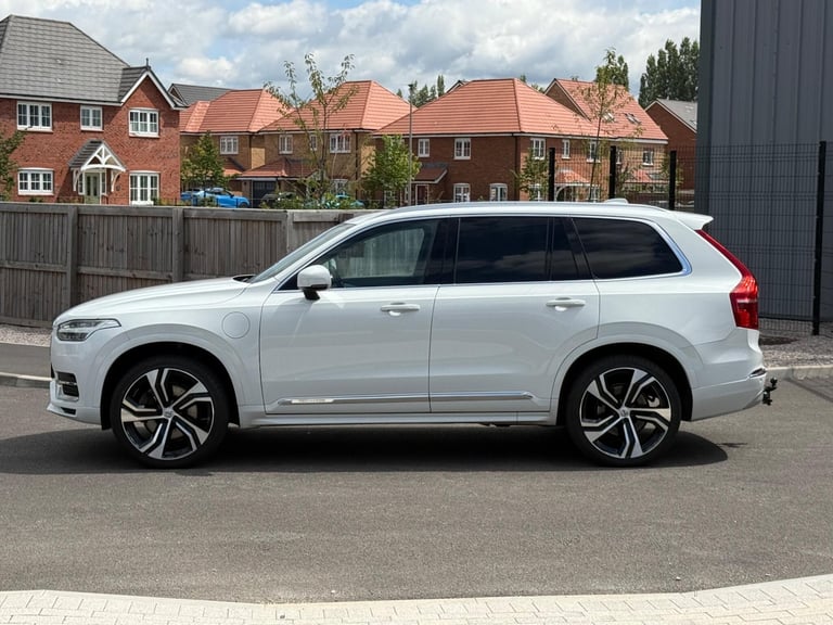 2022 Volvo XC90 2.0h T8 Recharge 18.8kWh Inscription Pro SUV 5dr Petrol Plug-in Hybrid Auto ESTAT...