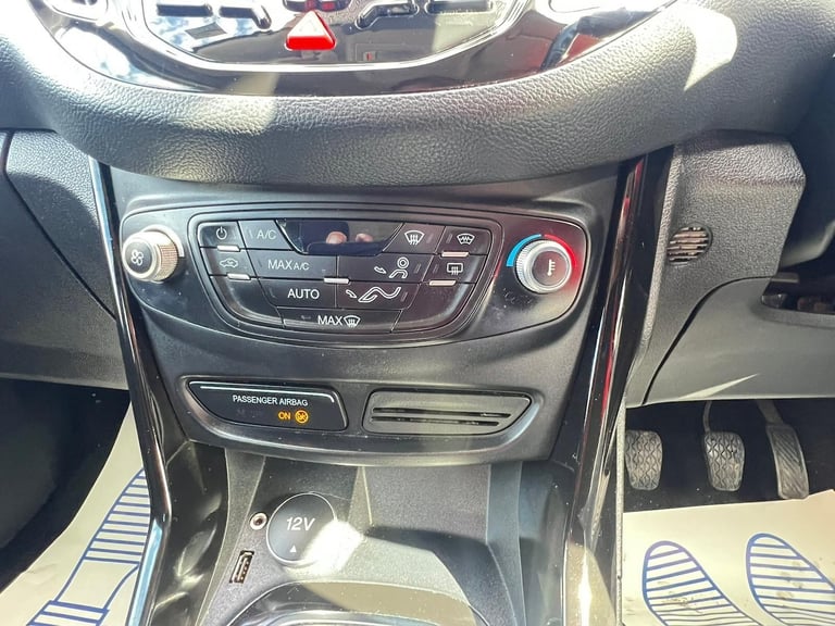 2014 Ford B-MAX 1.6 TDCi Titanium Euro 5 5dr Diesel