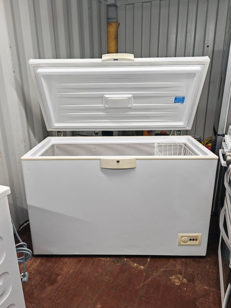 image for Large Beko 360 Ltr chest freezer 
