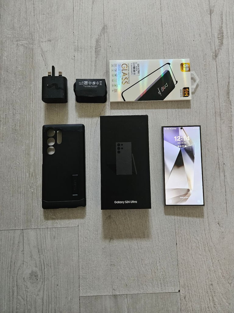 image for Like New Samsung S24 Ultra 5G Bundle 512GB Unlocked Grey Dual Sim Warranty