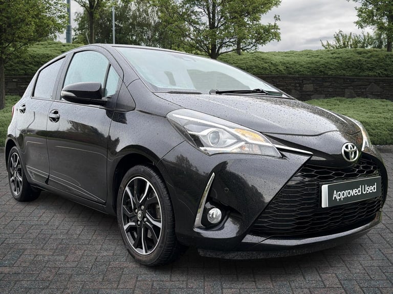 2018 Toyota Yaris 1.5 VVT-i Design 5dr CVT Hatchback Petrol Automatic