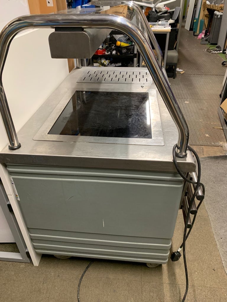 Grundy – eclipse 3KW 240V 91303 S9 buffet display 1.3m wide hot plate commercial food warmer