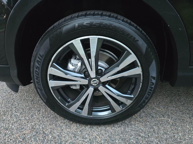 2018 Nissan Qashqai 1.5 dCi N-Connecta SUV 5dr Diesel Manual Euro 6 (s/s) (115 ps) HATCHBACK Dies...