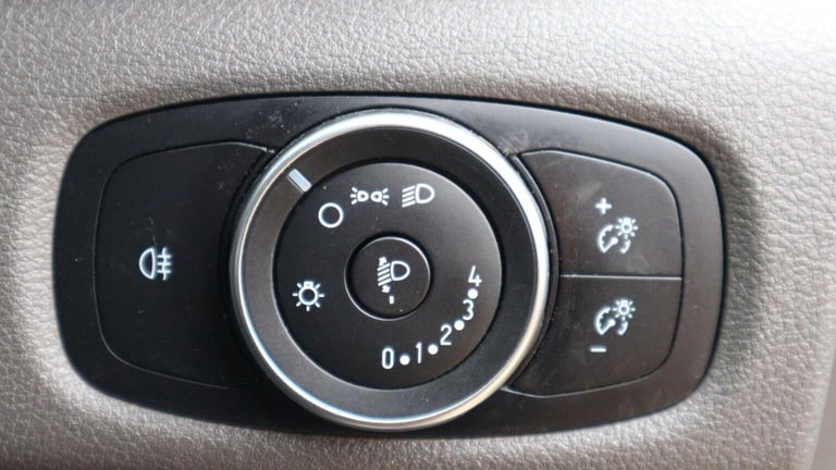 FORD TRANSIT CUSTOM 2.0 280 EcoBlue L1 H2 Euro 6 5dr 2019