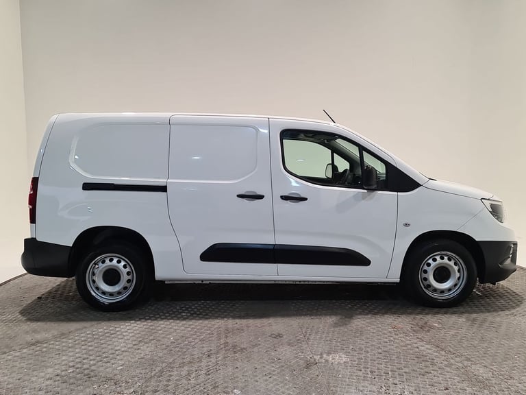 2021 Vauxhall Combo 1.5 TURBO D 2300 DYNAMIC L2 H1 100 BHP LWB Panel Van Diesel Manual