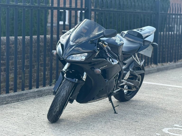 2006 Honda CBR CBR1000RR-6 + 22K + CLEAN  Petrol Manual