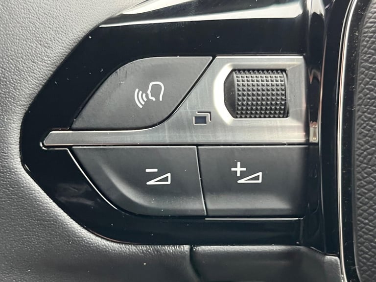 2024 Peugeot 2008 1.2 PureTech Allure SUV 5dr Petrol Manual Euro 6 (s/s) (130 ps) HATCHBACK Petro...