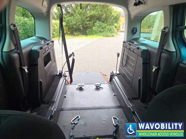 2016 Peugeot Partner Tepee 1.6 BlueHDi 100 Allure = Wheelchair Accessible Vehicle / Wav MPV Diese...