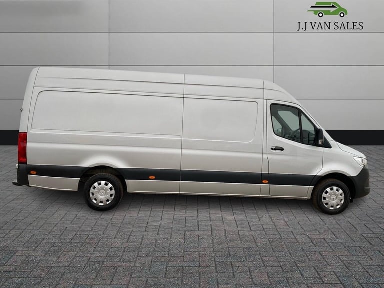 2022 Mercedes-Benz Sprinter 2.0 315 CDI Premium RWD L3 H2 Euro 6 (s/s) 5dr PANEL VAN Diesel Manual