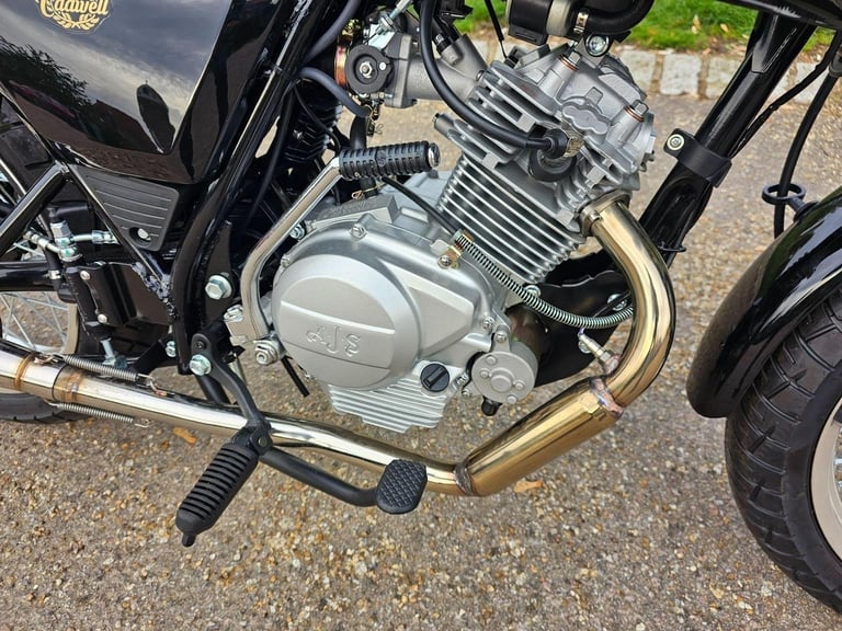 AJS CADWELL 125 EURO 5 2025 Petrol Manual in Other