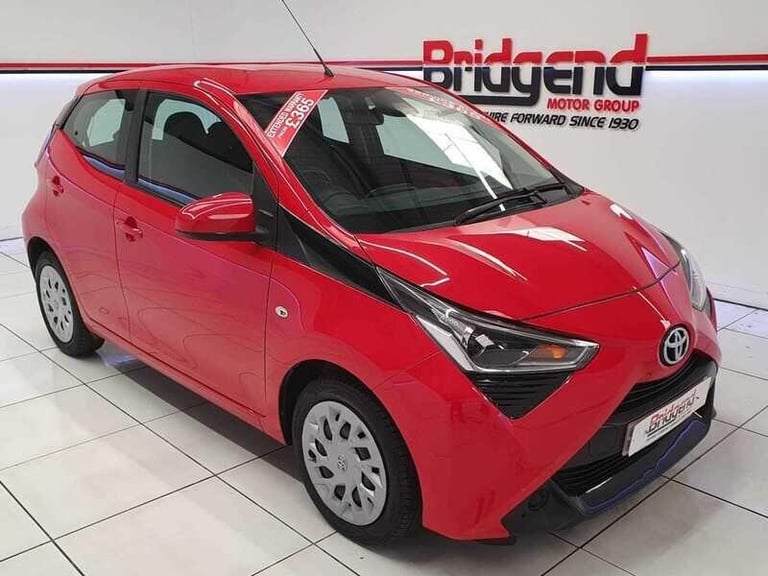 image for 2021 Toyota AYGO 1.0 VVT-i x-play Hatchback 5dr HATCHBACK Petrol Manual