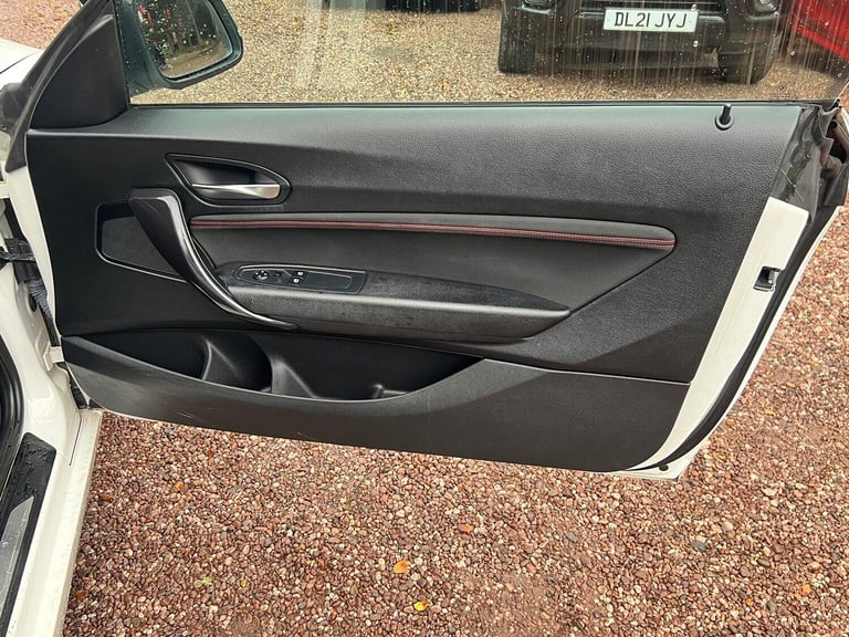 BMW 1 SERIES 2.0 120d Sport 3 door 2014
