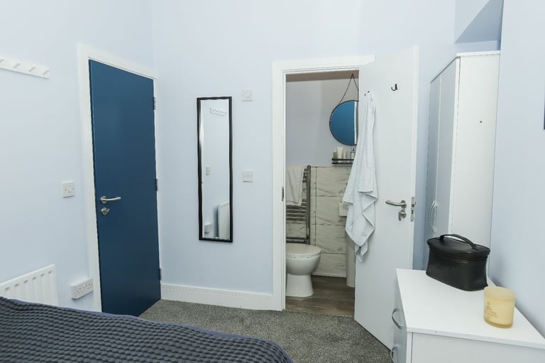 Huge 6 Bed HMO with 6 en-suites* **34% Return on Investment**