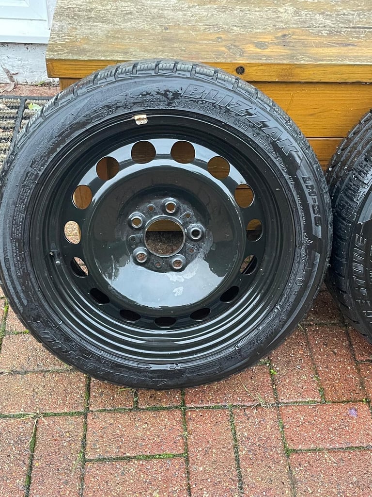 4x Steel Wheels R17 225/45