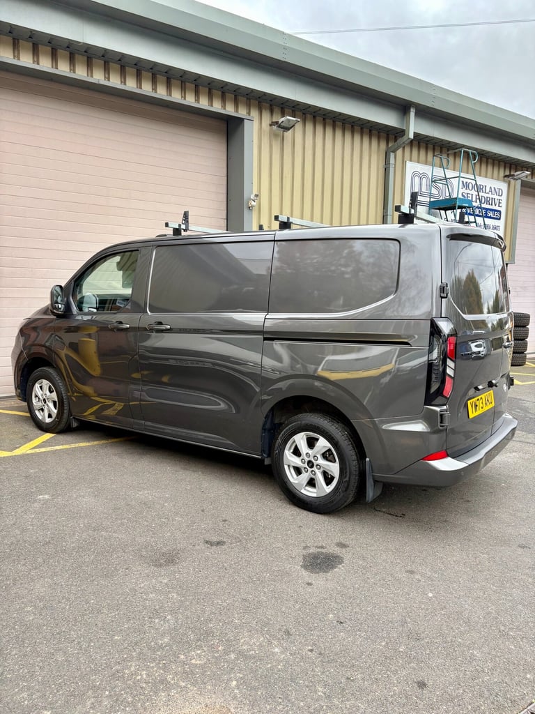 2024 Ford Transit Custom 2.0 EcoBlue 136ps H1 Van Limited PANEL VAN Diesel Manual