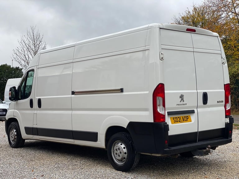 2021 Peugeot Boxer 2.2 BlueHDi 335 Professional L3 H2 Euro 6 (s/s) 5dr PANEL VAN Diesel Manual
