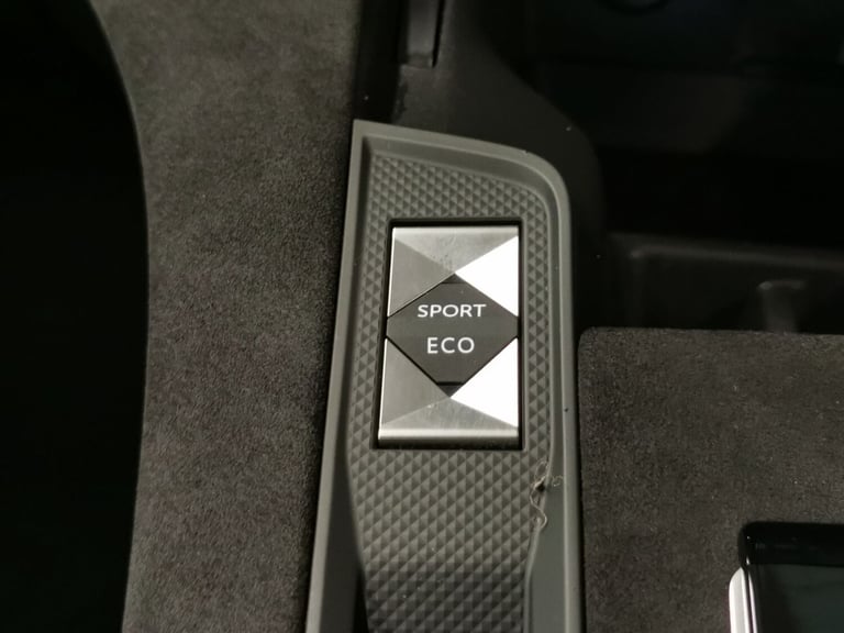 2022 DS Automobiles DS 7 1.5 BlueHDi Performance Line + 5dr EAT8 HATCHBACK DIESEL Automatic