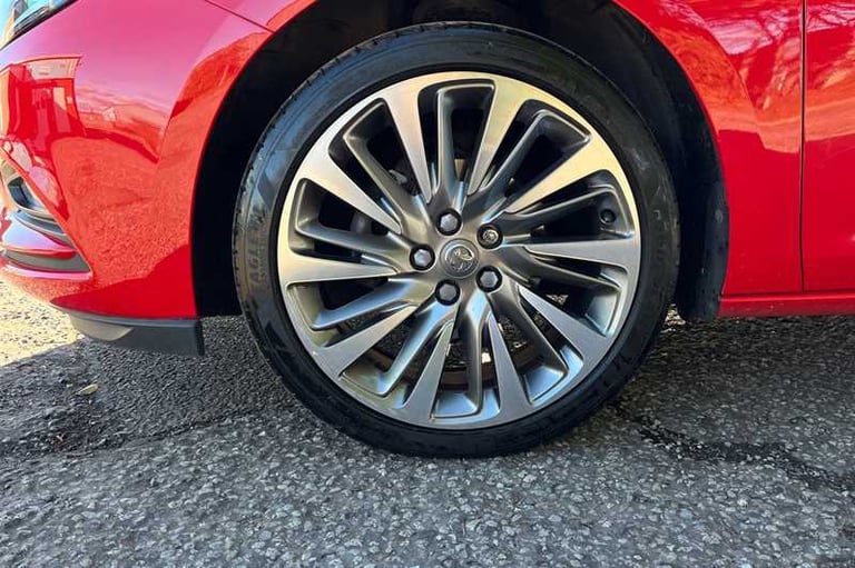 2019 Vauxhall Astra 1.4T 16V 150 Elite Nav 5dr Auto HATCHBACK PETROL Automatic
