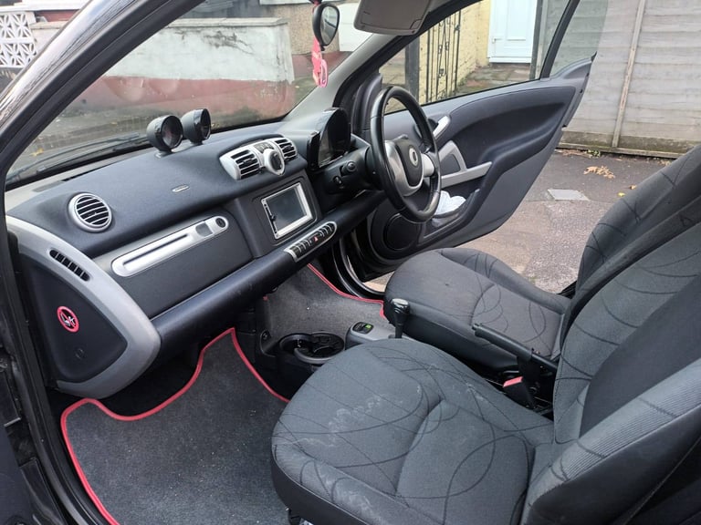 Smart, FORTWO COUPE, Coupe, 2011, Semi-Auto, 999 (cc), 2 doors